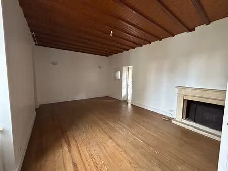 location maison 4 pièces  87.40m²  jonzac