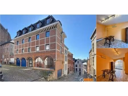 surface commerciale à vendre à cour de la paroisse 1 thuin (vbd98797)