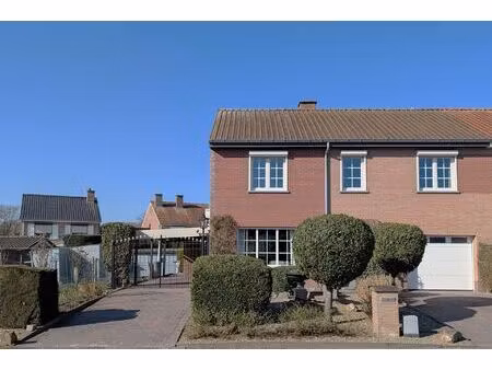 huis te koop in lanaken met 4 slaapkamers