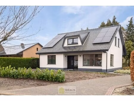 huis te koop in hamont met 3 slaapkamers