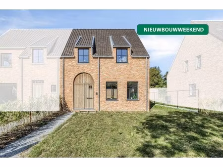 huis te koop in elverdinge met 3 slaapkamers