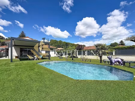 vente maison 5 pièces 120 m² à saint-chef (38890)  399 000 €