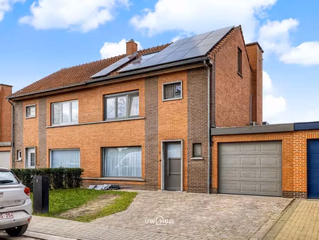 huis te koop in sint-niklaas met 4 slaapkamers