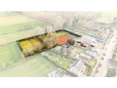 huis te koop in oosteeklo met 3 slaapkamers