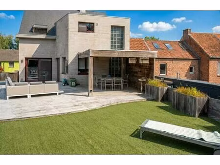 appartement te koop in kemzeke met 3 slaapkamers