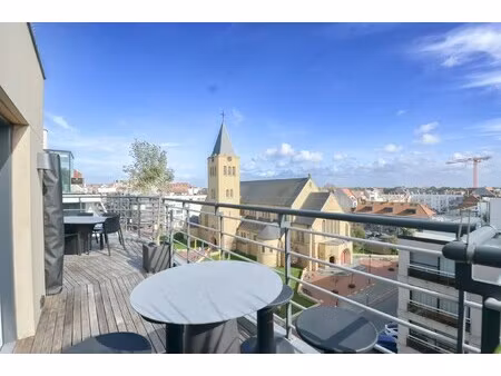 appartement te koop in knokke-heist met 3 slaapkamers