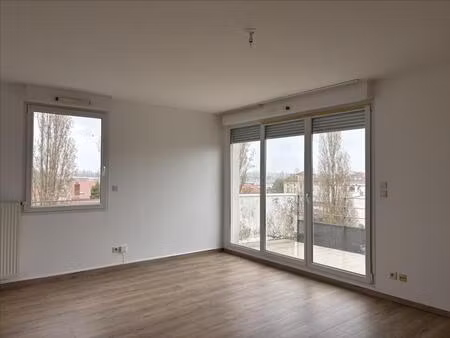 t3 avec balcon - promenade des canaux - nancy