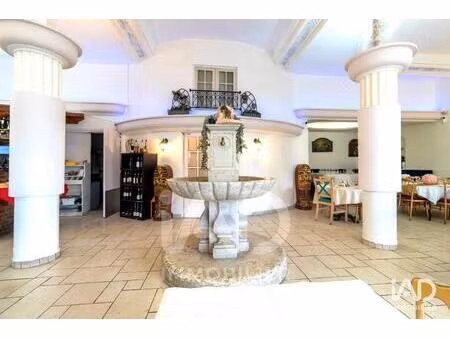 vente restaurant 328 m²