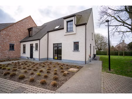 huis te huur in zwijndrecht met 3 slaapkamers