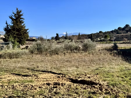 vaison proche -terrain constructible 620m2