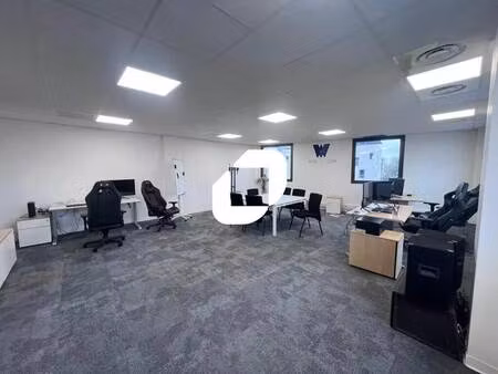 vente bureaux 88 m²