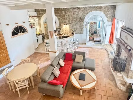 charmant duplex t4 atypique - centre ville propriano