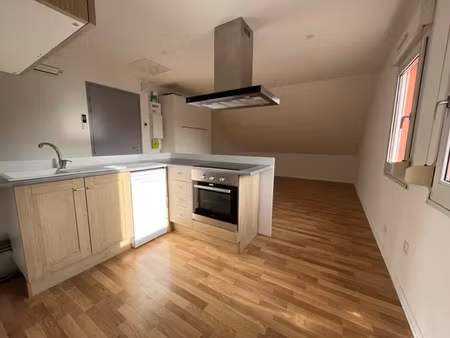 location appartement 1 pièce 27.05 m² à pirey (25480)  460 €