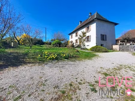 grande maison de 189 m2 au calme