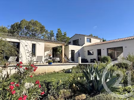vente villa 7 pièces 182.6 m² à saint-etienne-les-orgues (04230)  450 000 €