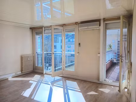 vente appartement 4 pièces 120 m² cahors (46000)