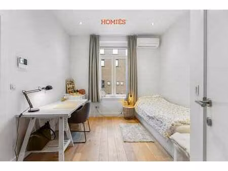 gezellige studentenkamer eigen sanitair