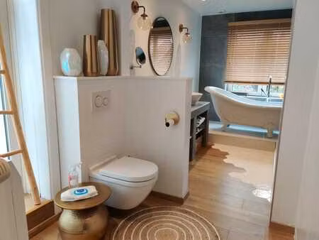 maison rénovée meublée 3 ch + suite - centre nivelles