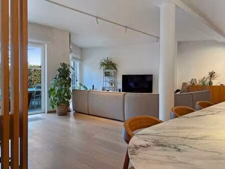 appartement exclusif situé au calme et tout proche du centre