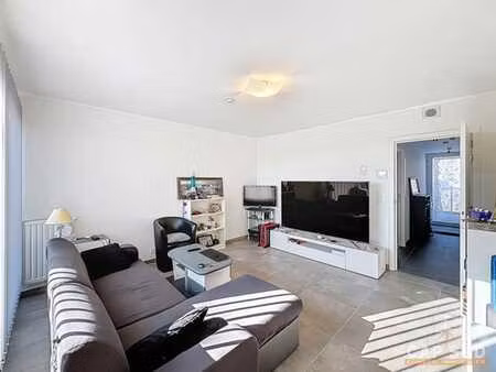 appartement récent 2 chambres