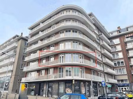 vivez au cœur de jambes : appartement rénové avec terrasse