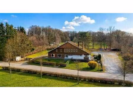 maison de rapport (3 logements) sur 1 hectare