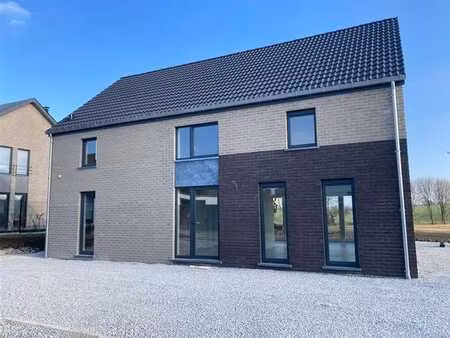 maison neuve - 3 chambres