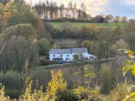 belle longère 7 chambres à pesches