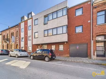 appartement 1 chambre + balcon et emplacement parking