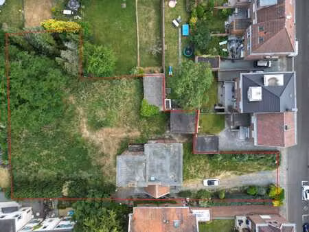 terrain de 18 ares 95 ca