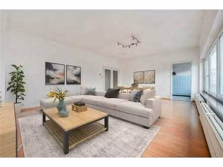 spacieux appartement 3 chambres avec garage