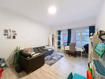 appartement 1 ch avec terrasse quartier petillon!