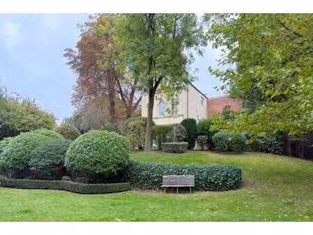 magnifique maison arrière avec jardin de ± 140 m² et parking