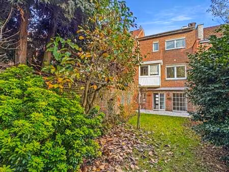 maison avec jardin et garage