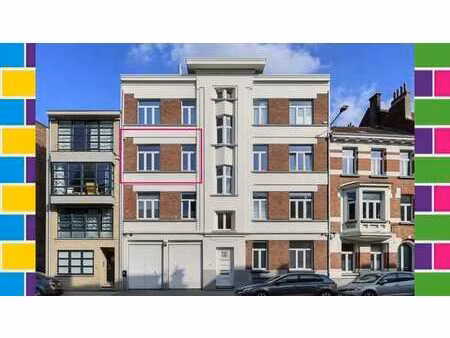 thieffry - appartement 1 ch dans petit immeuble