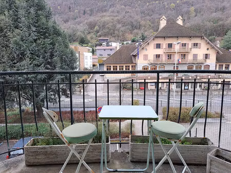 appartement traversant 4 pièces à rénover - sevrier(74320)