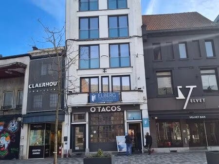 surface commerciale de 450m² sur la grand place