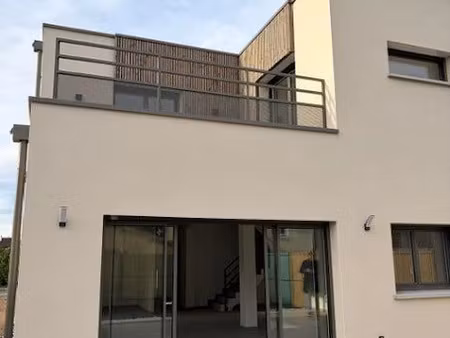 vente maison 2 pièces à cormontreuil (51350)  749 000 €