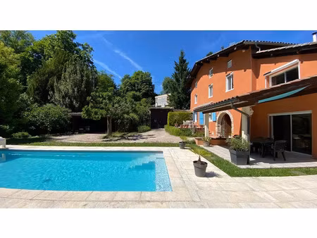 vente maison 8 pièces 220 m² à fontaines-saint-martin (69270)  768 000 €