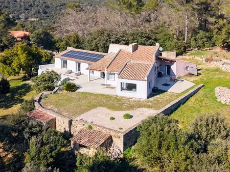 vente maison 6 pièces 170 m² à méounes-lès-montrieux (83136)  750 000 €