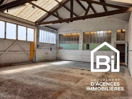 location bureaux et commerces à graye-sur-mer (14470) : à louer / 110m² graye-sur-mer