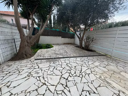 a louer - la seyne sur mer appartement t3 59m² rez-de-jardin