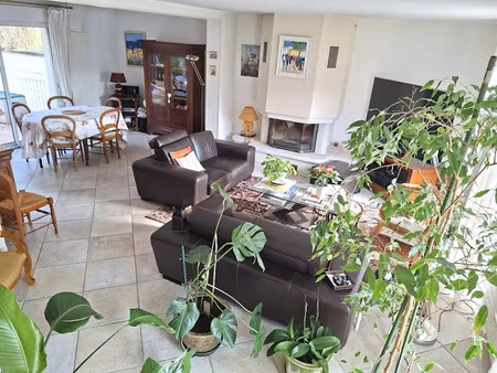 vente maison 5 pièces 171 m² à buc (78530)  1 070 000 €