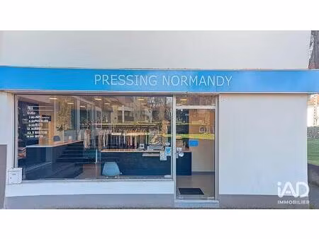 vente commerce 88 m² billère (64140)