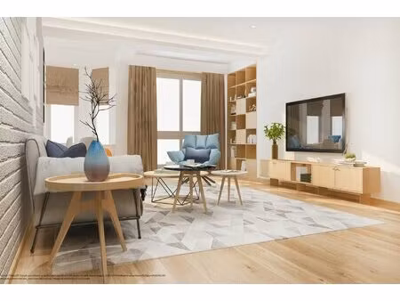 situation d'exception à 5 min de la plage  commerces  parking et cave.