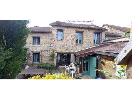 maison en pierres de centre bourg rénovée  ~200m2 habitable