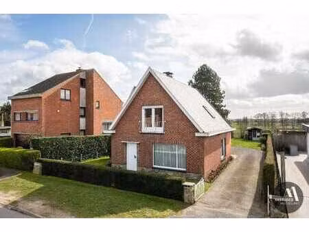 alleenstaande woning met uniek uitzicht en zuidgerichte t...