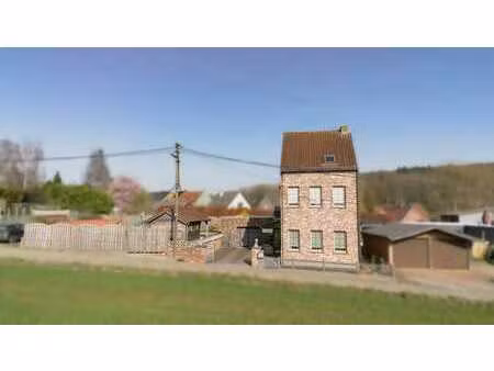 propriété unique  maison individuelle avec vue sur la nat...