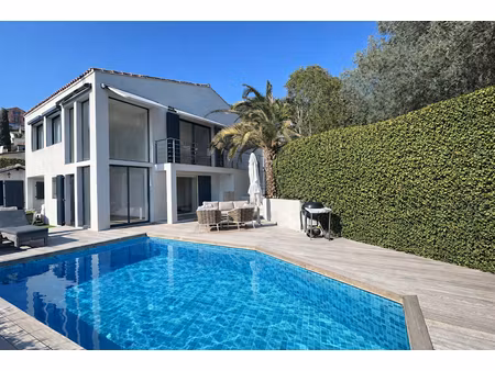 vente villa 8 pièces 175 m² à la turbie (06320)  1 690 000 €