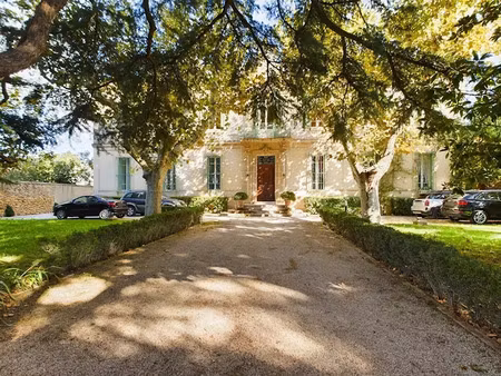 vente maison 15 pièces 533 m² à grans (13450)  2 300 000 €